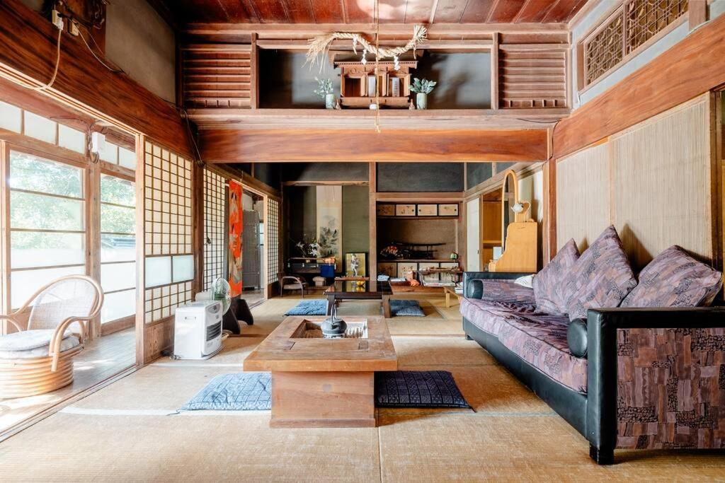 ゲストハウス+カフェわ　１日１組限定！ 築１００年の農家の古民家で宿泊体験、薪でお風呂沸かせます。焚き火もできます。 Kannami Екстериор снимка